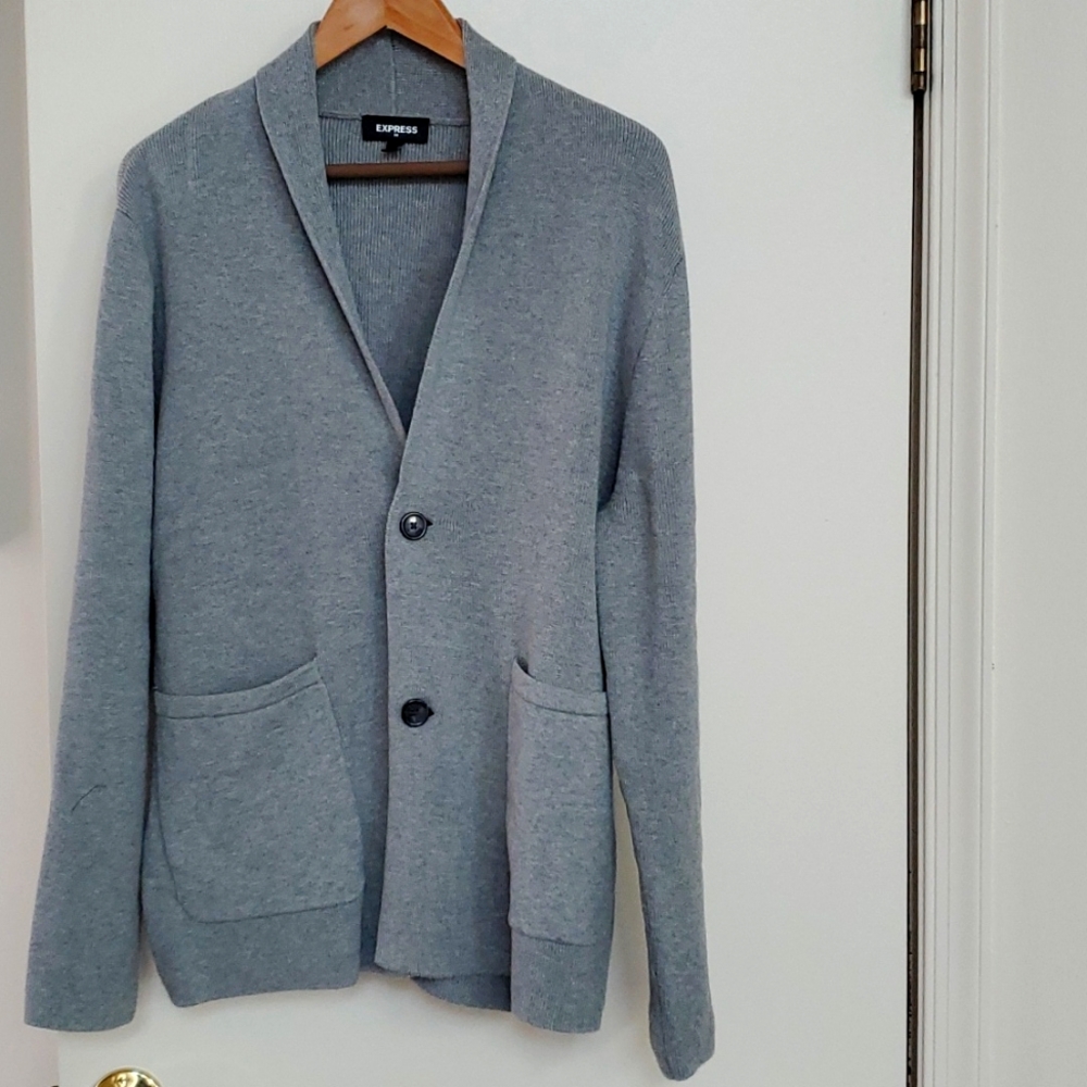 NWOT EXPRESS GRAY 100% Men's cardigan sweater XL reg 2 buttons